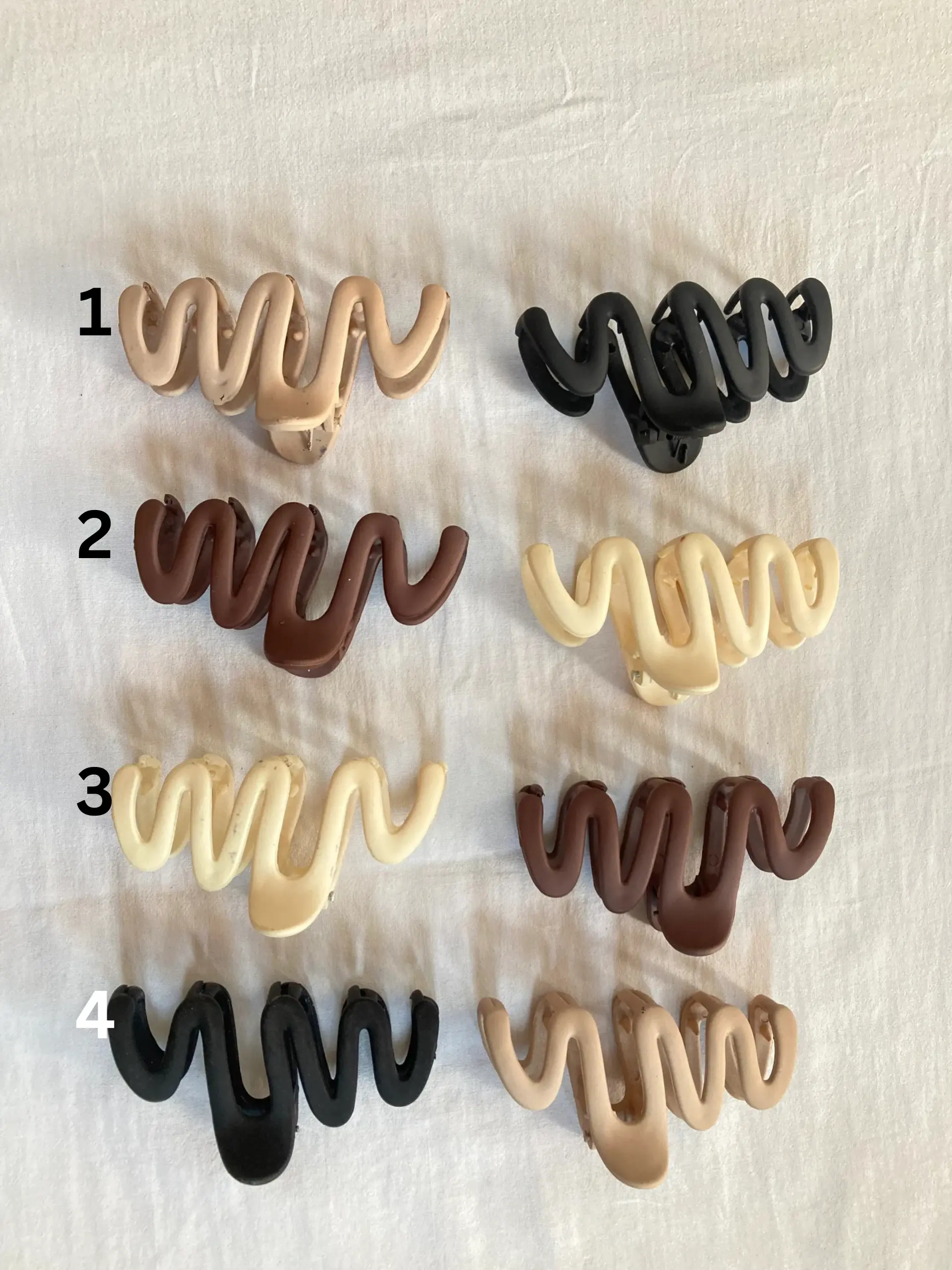 Matte Zigzag Hair Claw Clip - Strong Hold, Trendy Design - Image 3